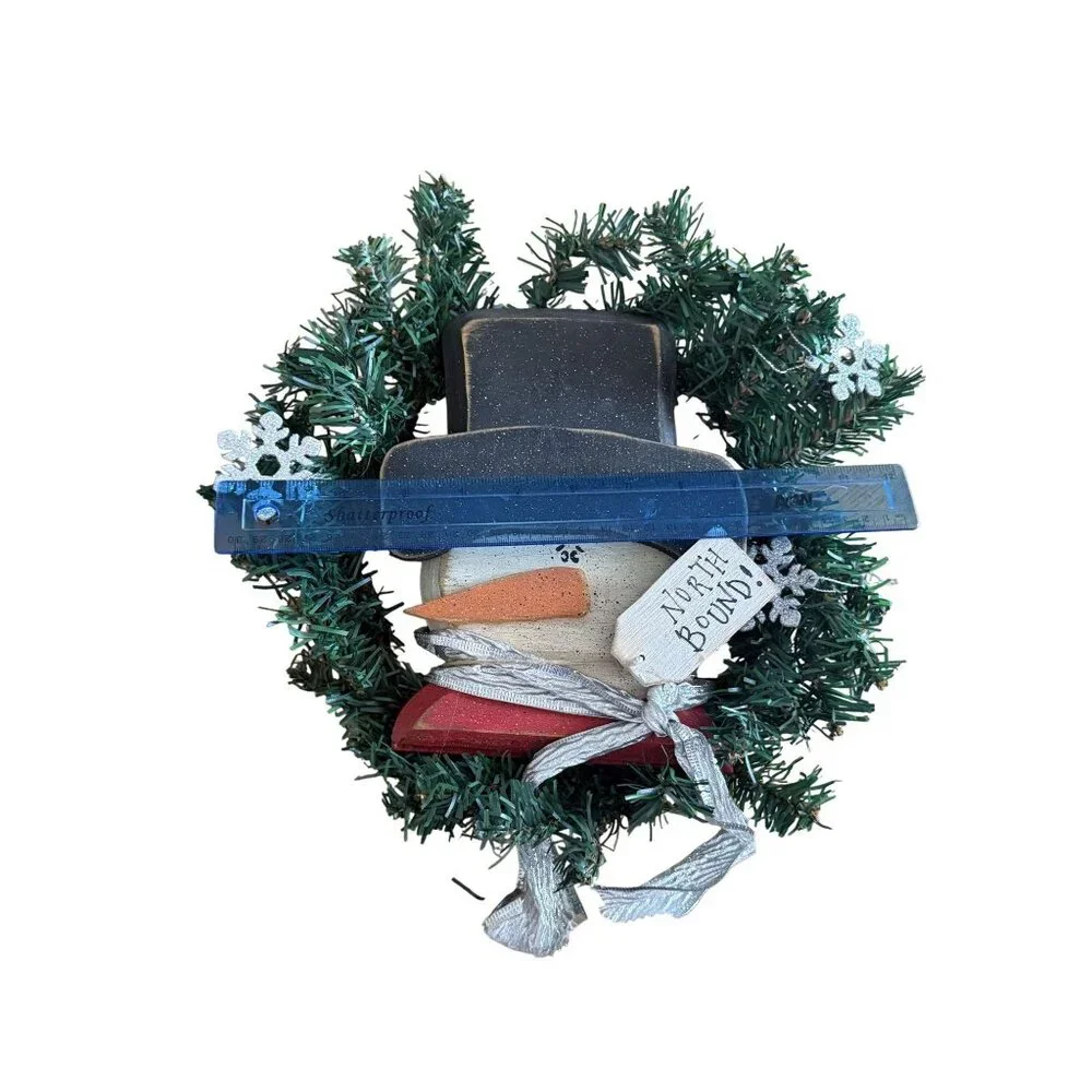 Wooden Snowman Wreath Decor With Garland & Silver Ribbon